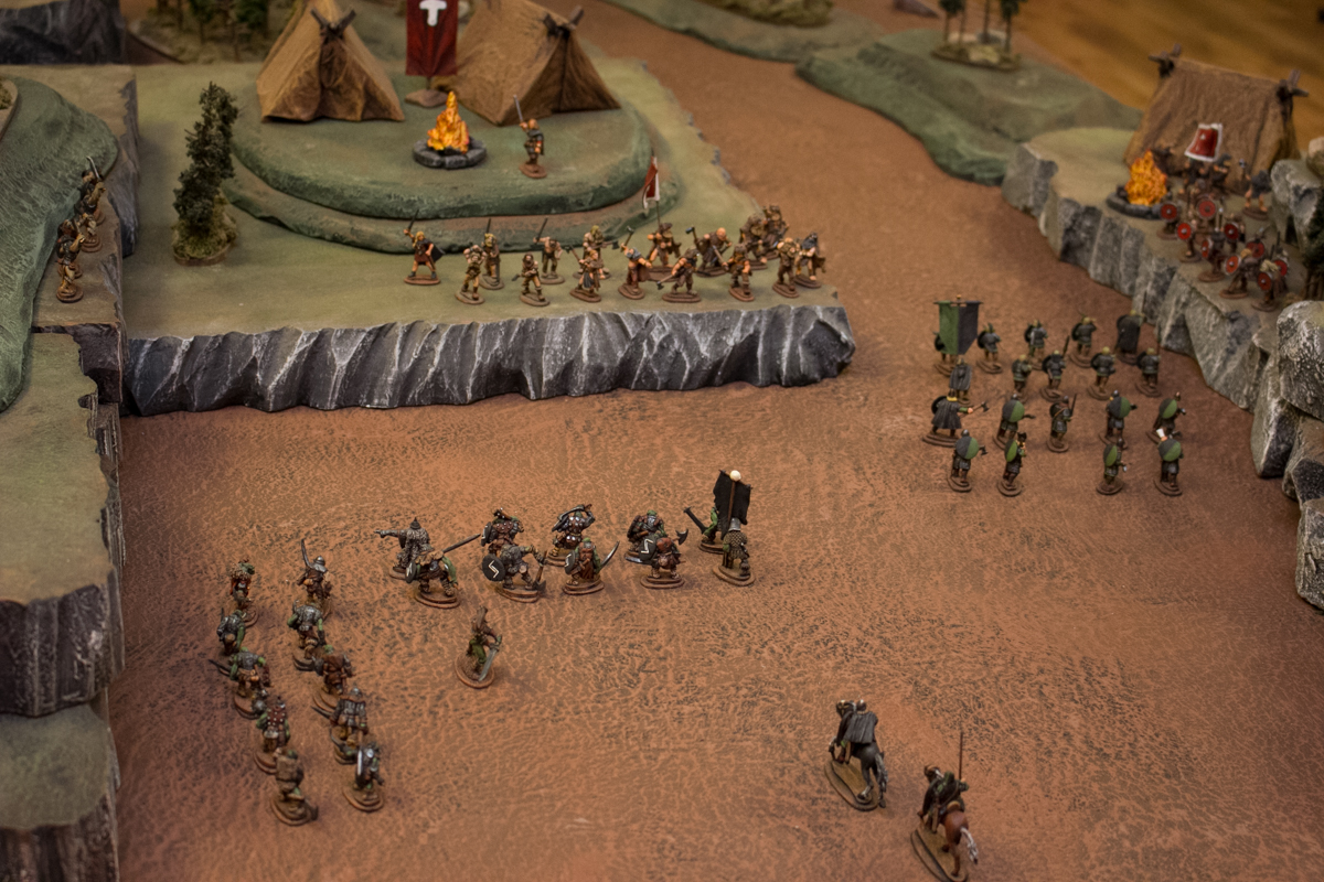Gazzi brought his elite valdgrafs along the ridge while the League of Nil-ith Horn infantry marched into the pass.